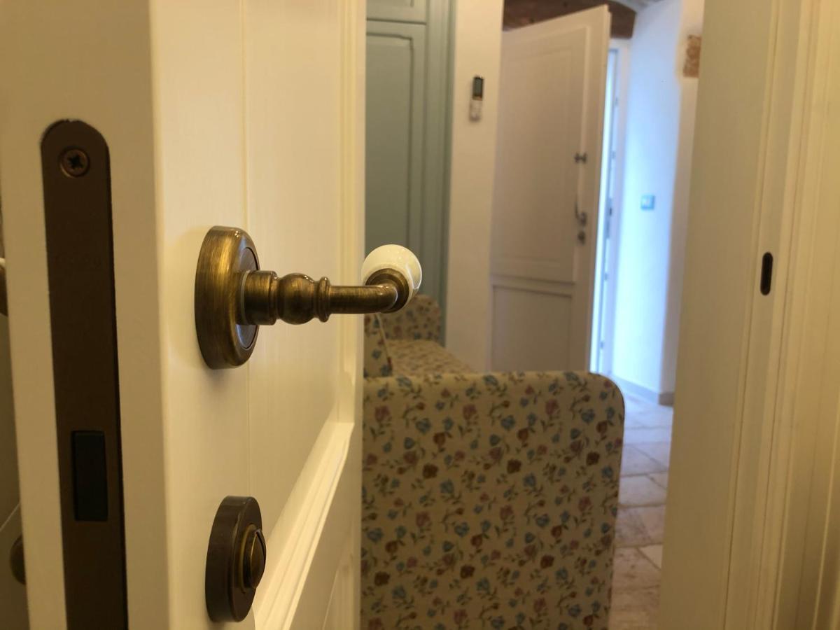 ポリニャーノ・ア・マーレ Leavi Bed & Breakfast エクステリア 写真