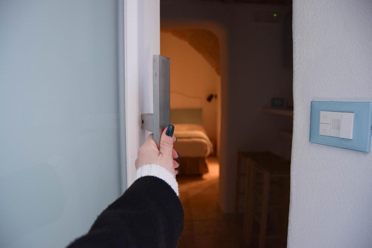 ポリニャーノ・ア・マーレ Leavi Bed & Breakfast エクステリア 写真